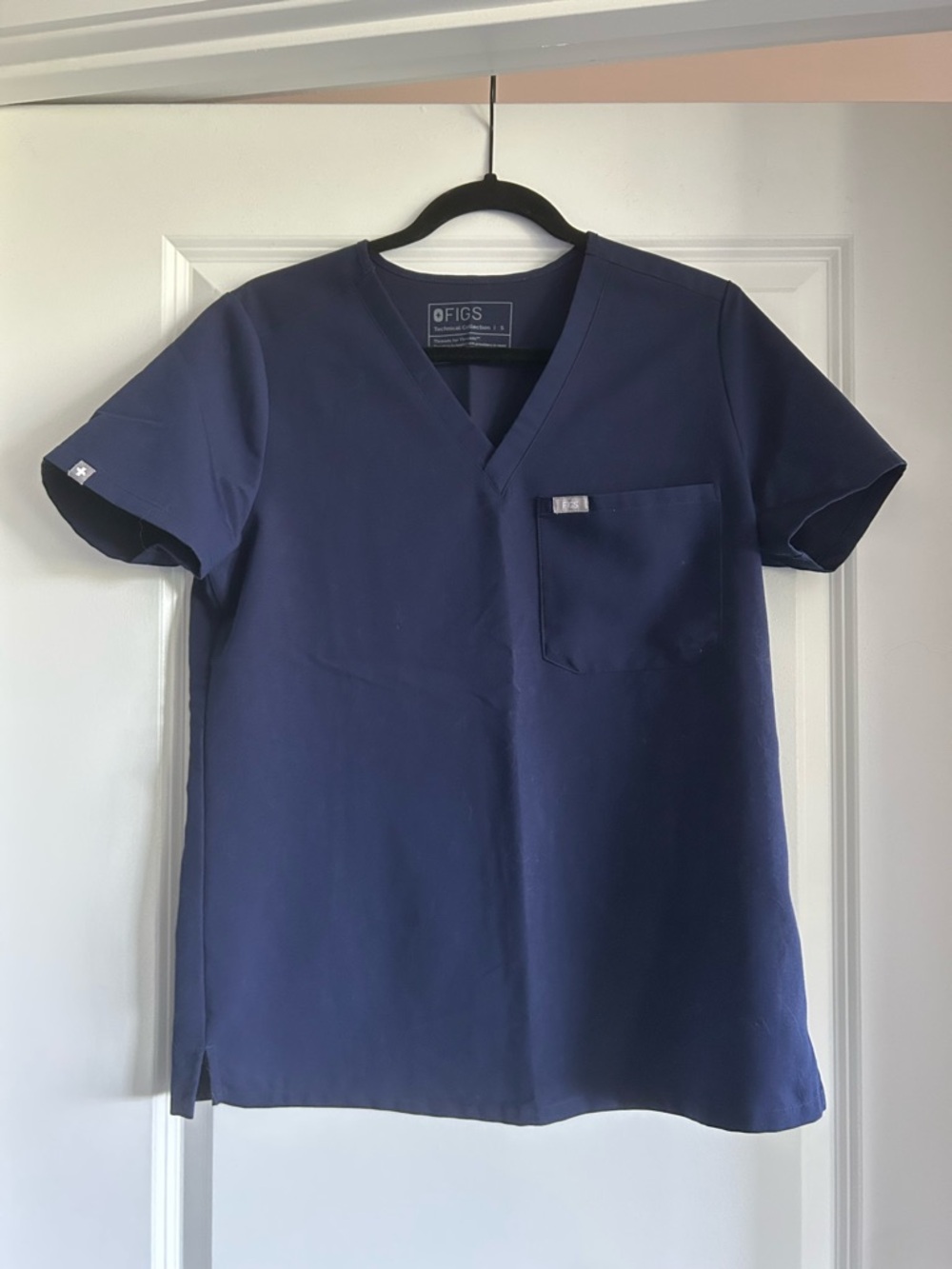 Figs Women's Navy Catarina Scrub Top